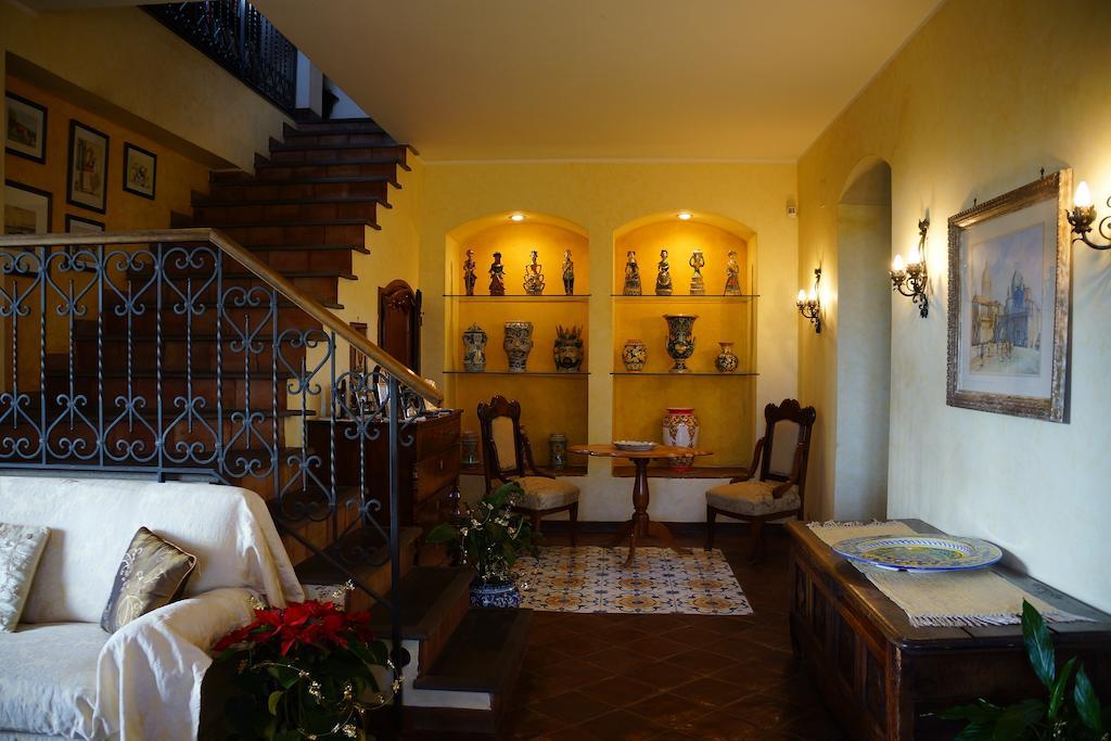 Bed And Breakfast Il Glicine Piedimonte Etneo Exteriér fotografie