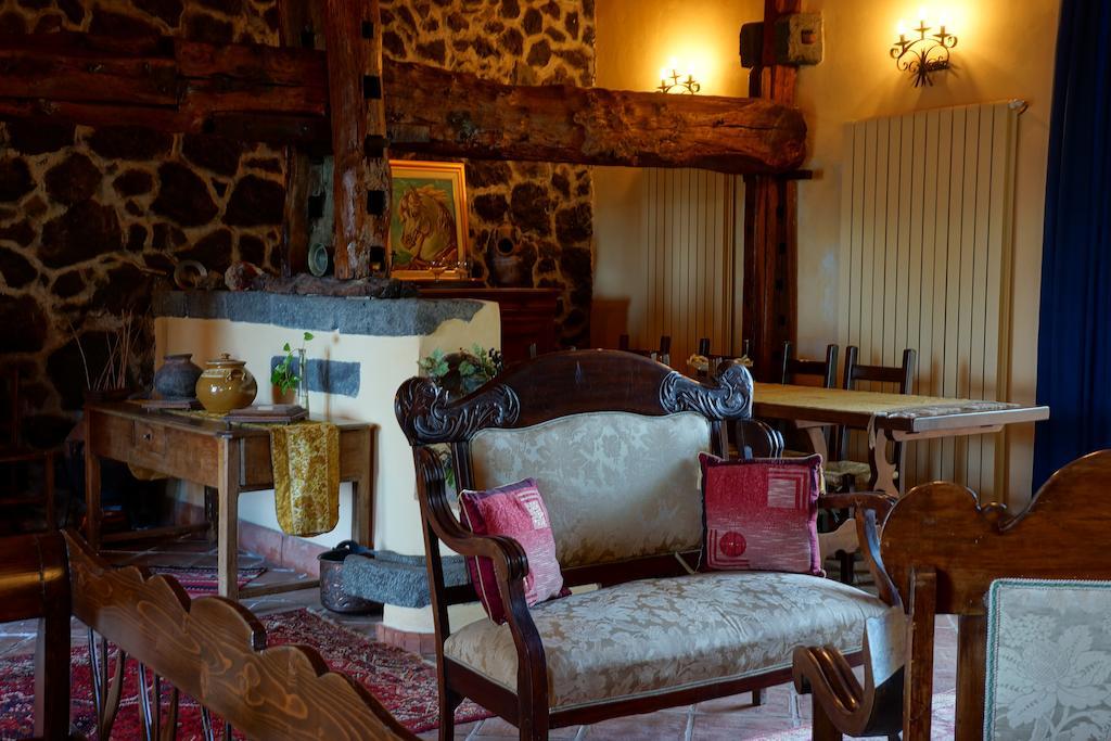 Bed And Breakfast Il Glicine Piedimonte Etneo Exteriér fotografie